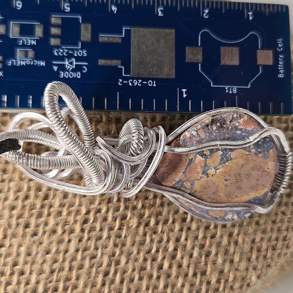 Hand Crafted Maligano Jasper Wire Wrapped pendant #262 NWOT